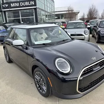 2026 MINI Signature Plus 2 Door FWD