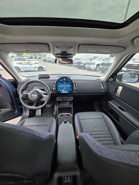 2026 Mini Countryman 3rd Gen - Image 9 of 15