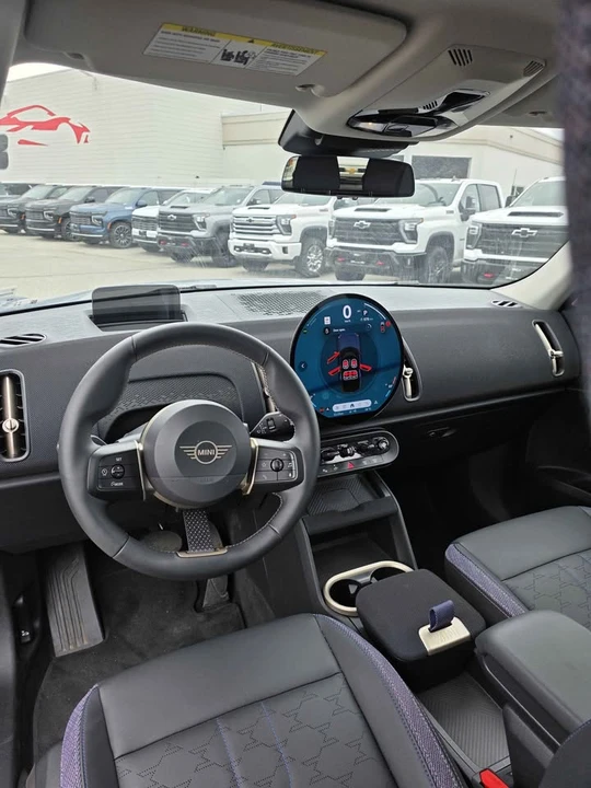 2026 Mini Countryman 3rd Gen - Image 8 of 15
