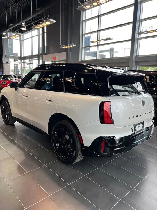 2026 Mini Countryman 3rd Gen - Image 2 of 9