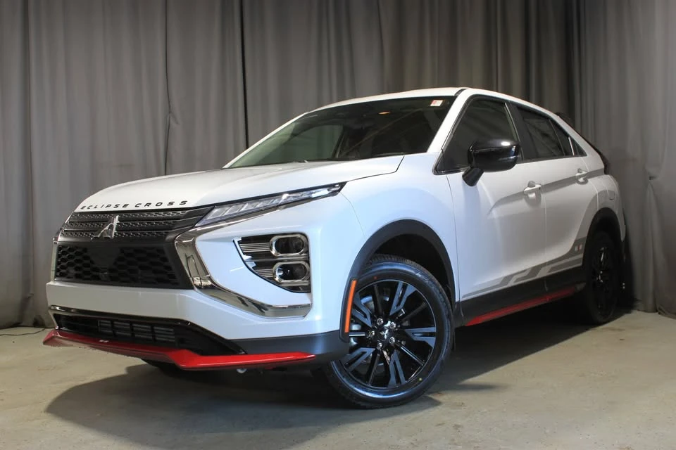 2026 Mitsubishi Eclipse Cross - Image 2 of 20