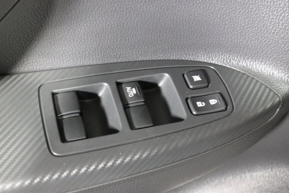 2026 Mitsubishi Eclipse Cross - Image 17 of 20