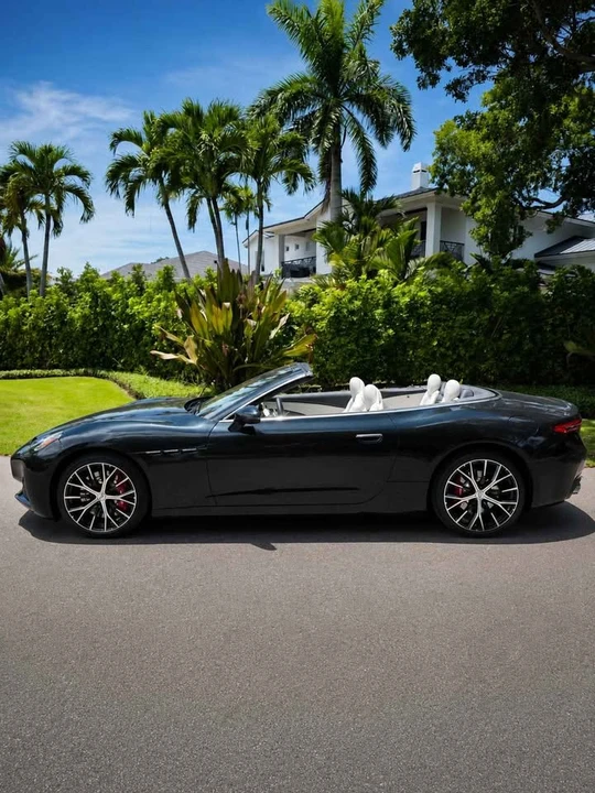 2026 Maserati GranCabrio - Image 19 of 20