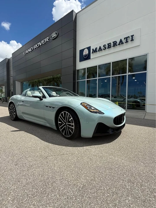 2026 Maserati GranCabrio - Image 16 of 20