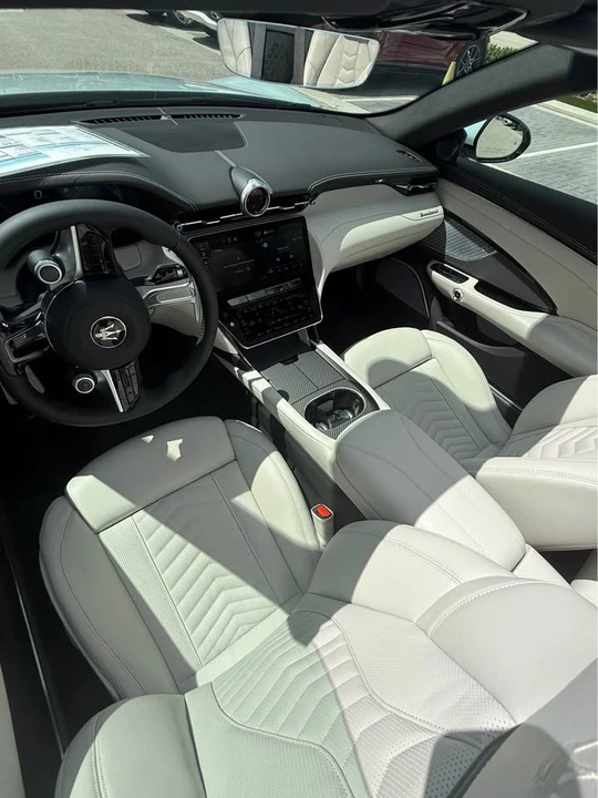 2026 Maserati GranCabrio - Image 12 of 20