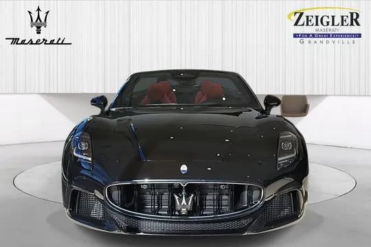 2026 Maserati GranCabrio Trofeo