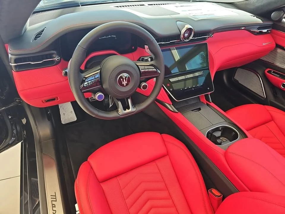 2026 Maserati GranCabrio - Image 14 of 20