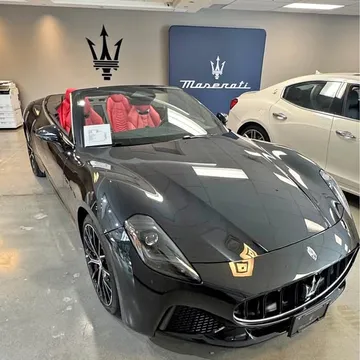 2026 Maserati GranCabrio Modena