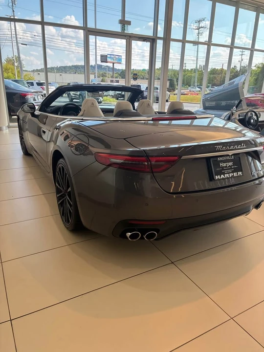 2026 Maserati GranCabrio - Image 4 of 4
