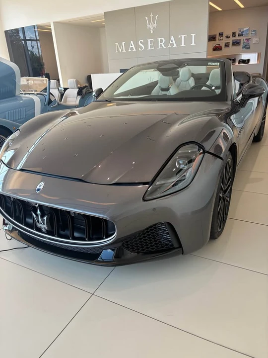 2026 Maserati GranCabrio - Image 2 of 4
