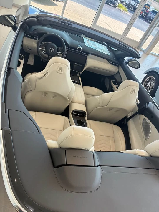 2026 Maserati GranCabrio - Image 3 of 4