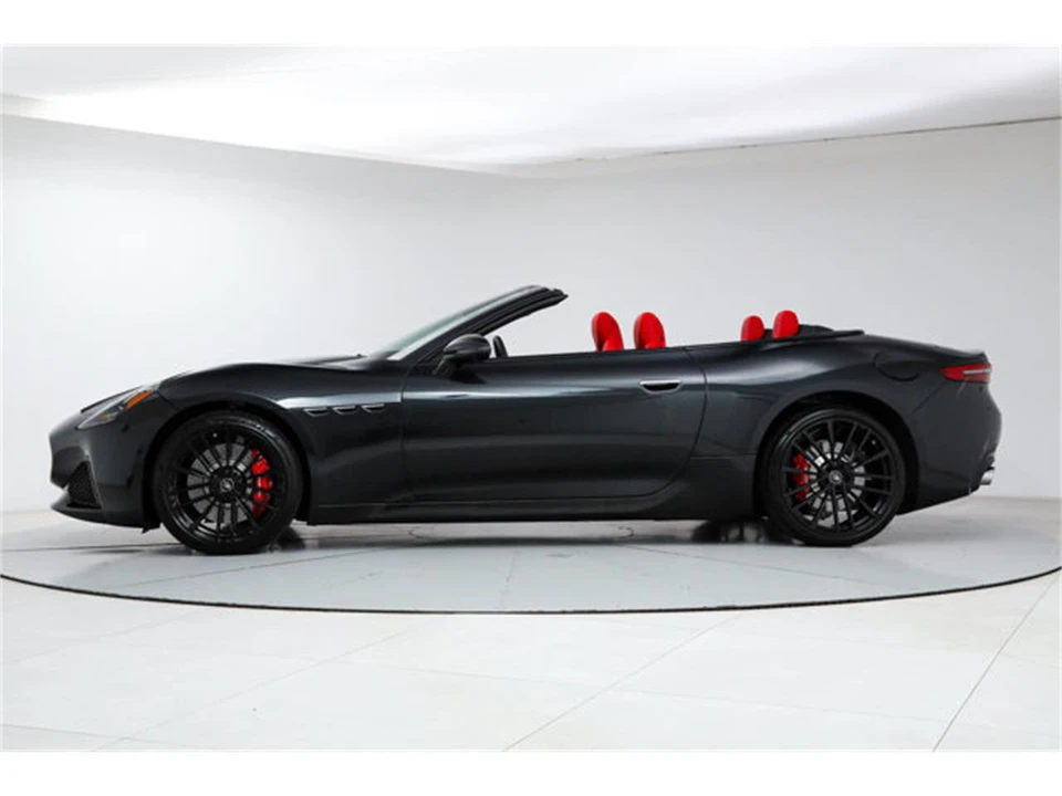 2026 Maserati GranCabrio - Image 2 of 22