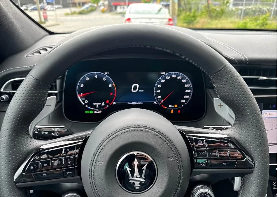 2026 Maserati Grecale - Image 5 of 8