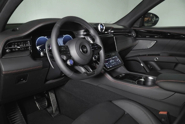 2026 Maserati Grecale - Image 4 of 7