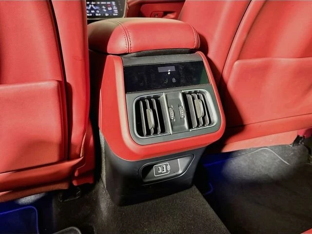 2026 Maserati Grecale - Image 18 of 20