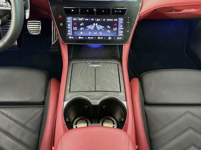 2026 Maserati Grecale - Image 14 of 20