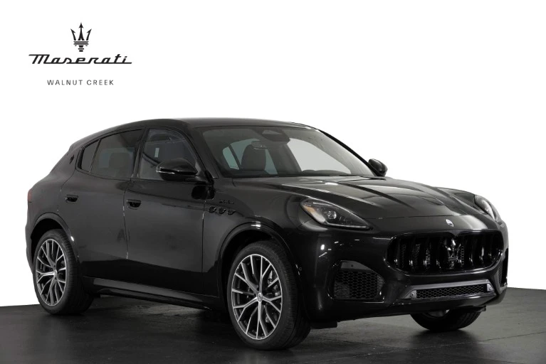 2026 Maserati Grecale - Image 2 of 7