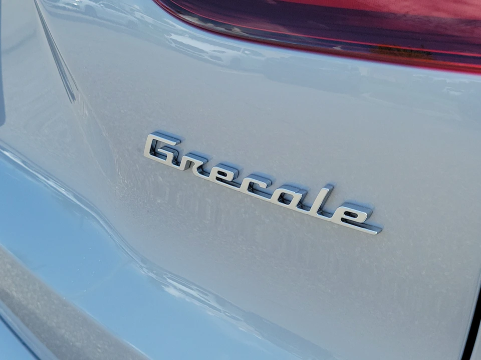 2026 Maserati Grecale - Image 5 of 31