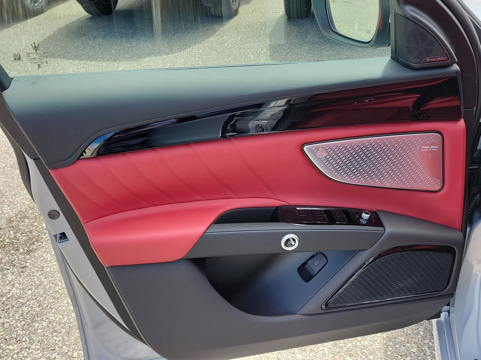 2026 Maserati Grecale - Image 19 of 31