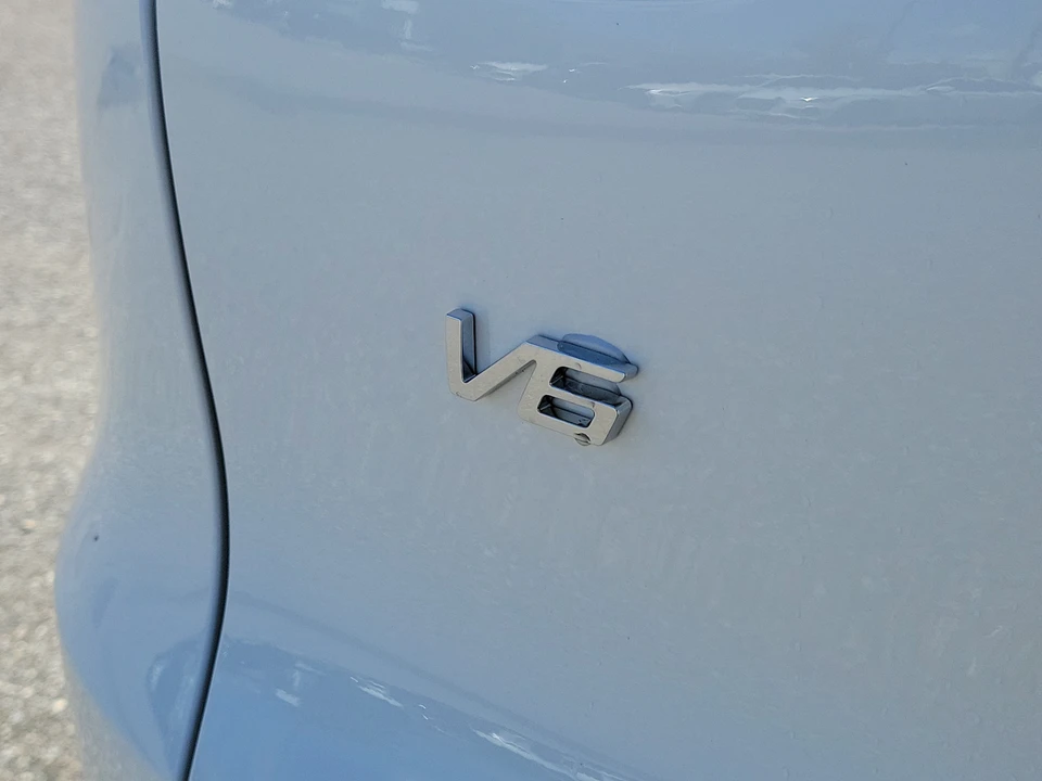 2026 Maserati Grecale - Image 6 of 31