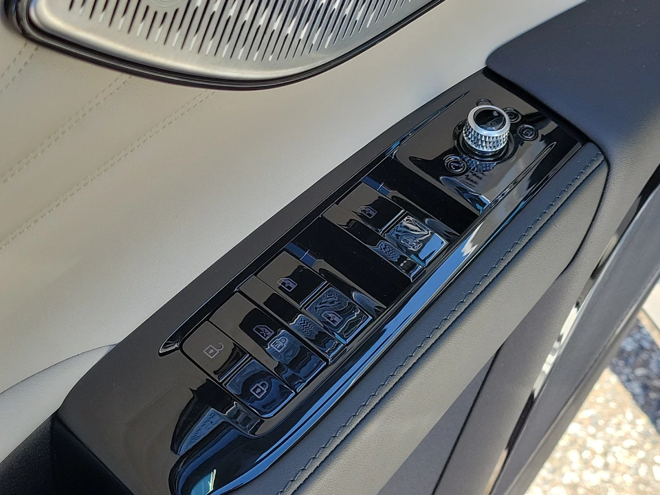 2026 Maserati Grecale - Image 22 of 31