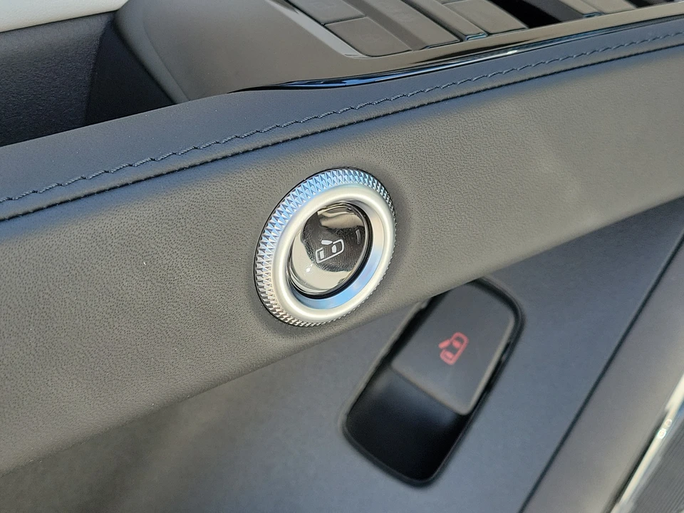 2026 Maserati Grecale - Image 23 of 31