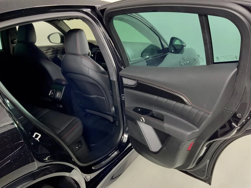 2026 Maserati Grecale - Image 15 of 18