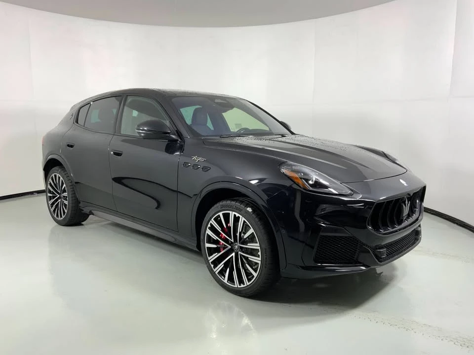 2026 Maserati Grecale - Image 8 of 18