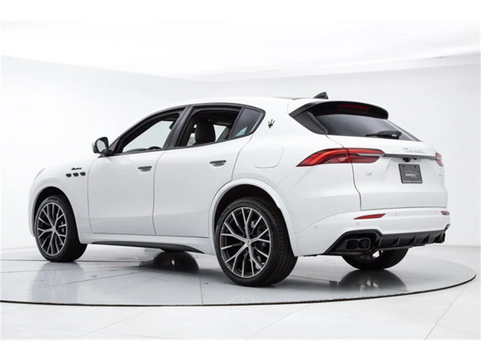 2026 Maserati Grecale - Image 3 of 22