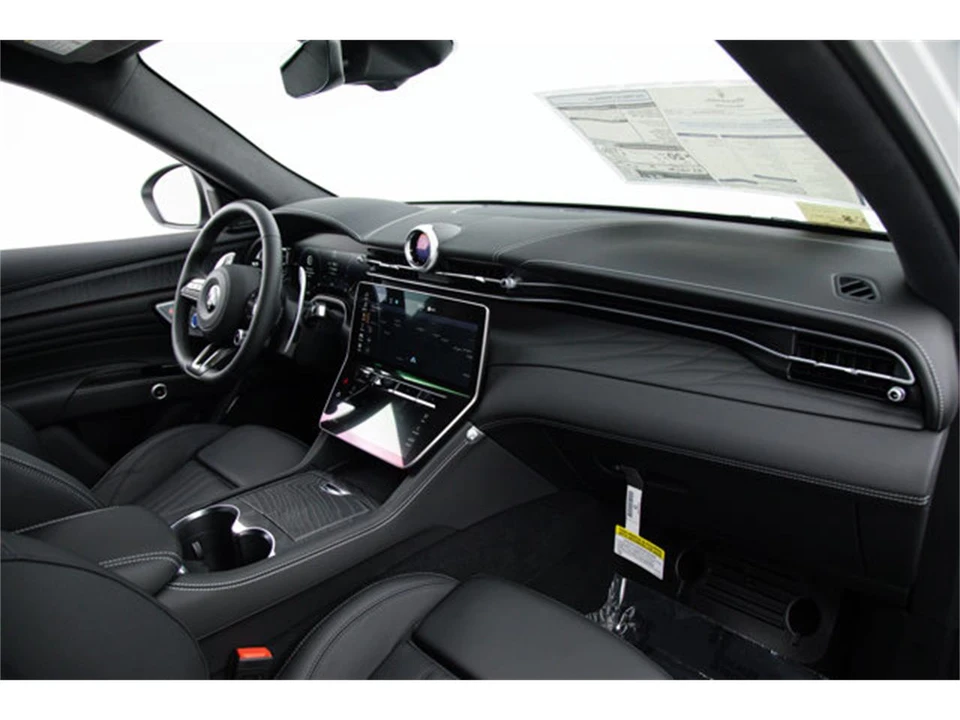 2026 Maserati Grecale - Image 10 of 22
