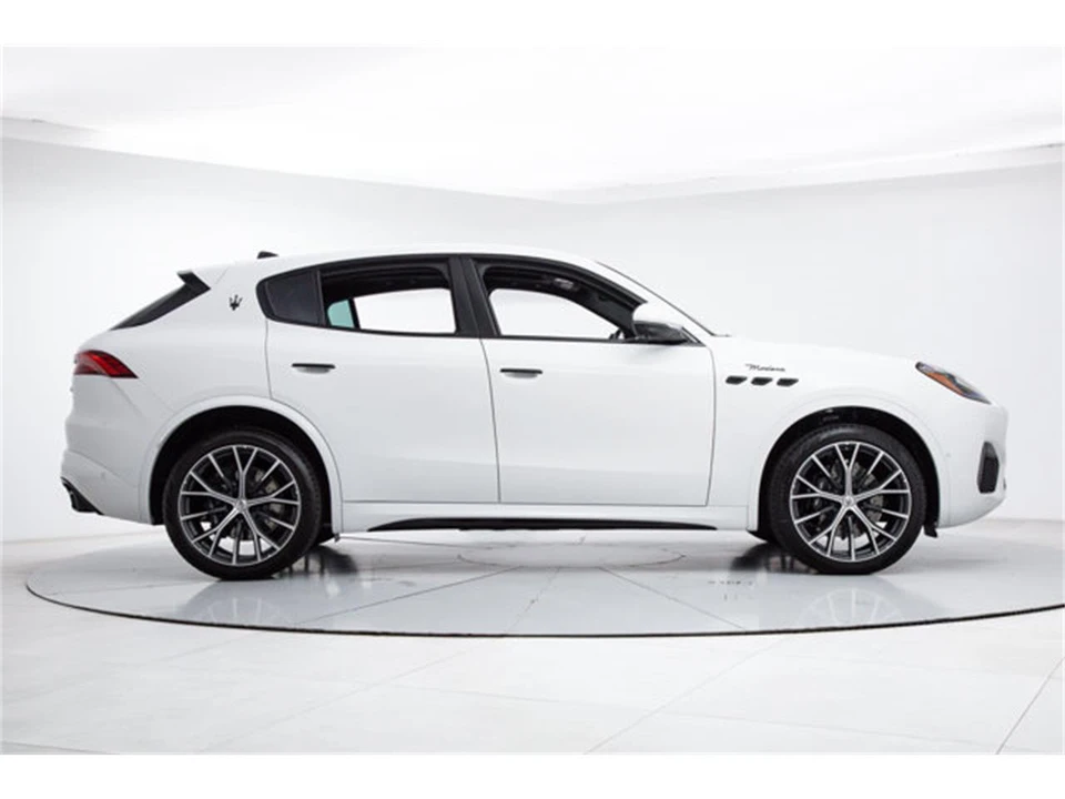 2026 Maserati Grecale - Image 6 of 22