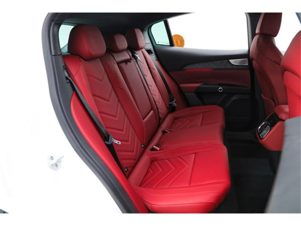 2026 Maserati Grecale - Image 15 of 24