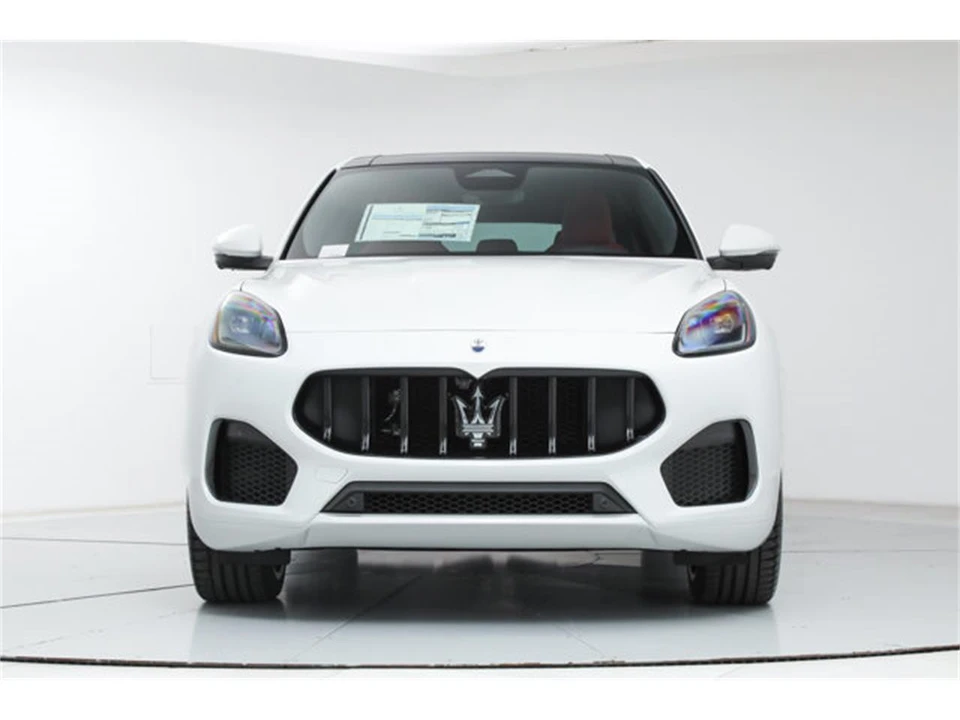 2026 Maserati Grecale - Image 8 of 24