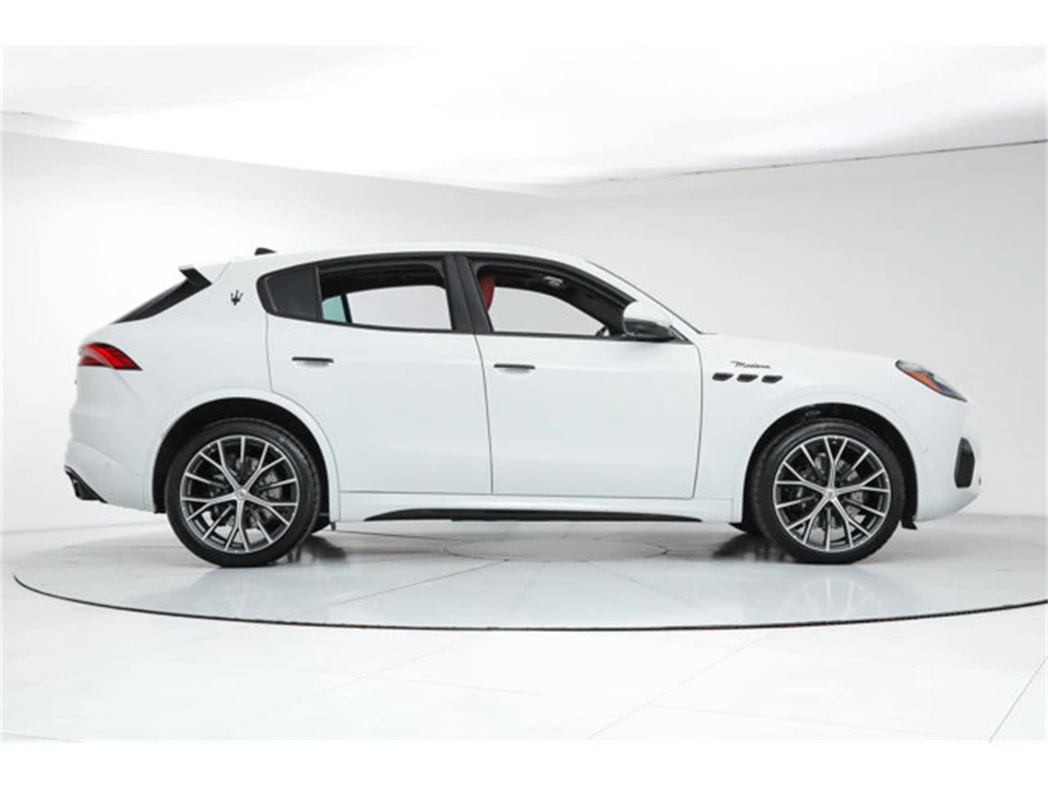 2026 Maserati Grecale - Image 6 of 24