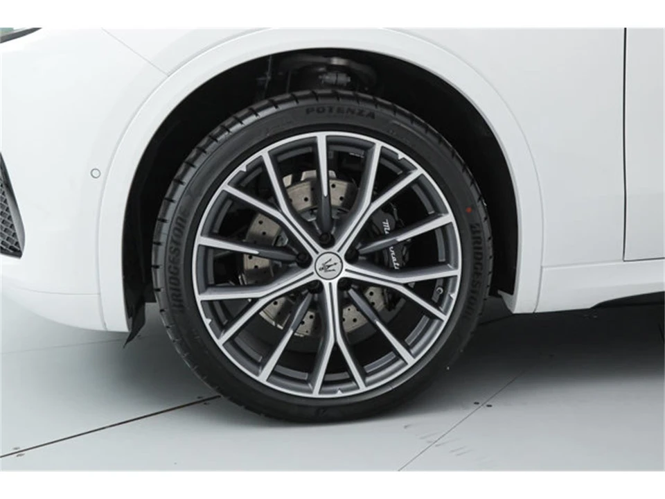 2026 Maserati Grecale - Image 23 of 24