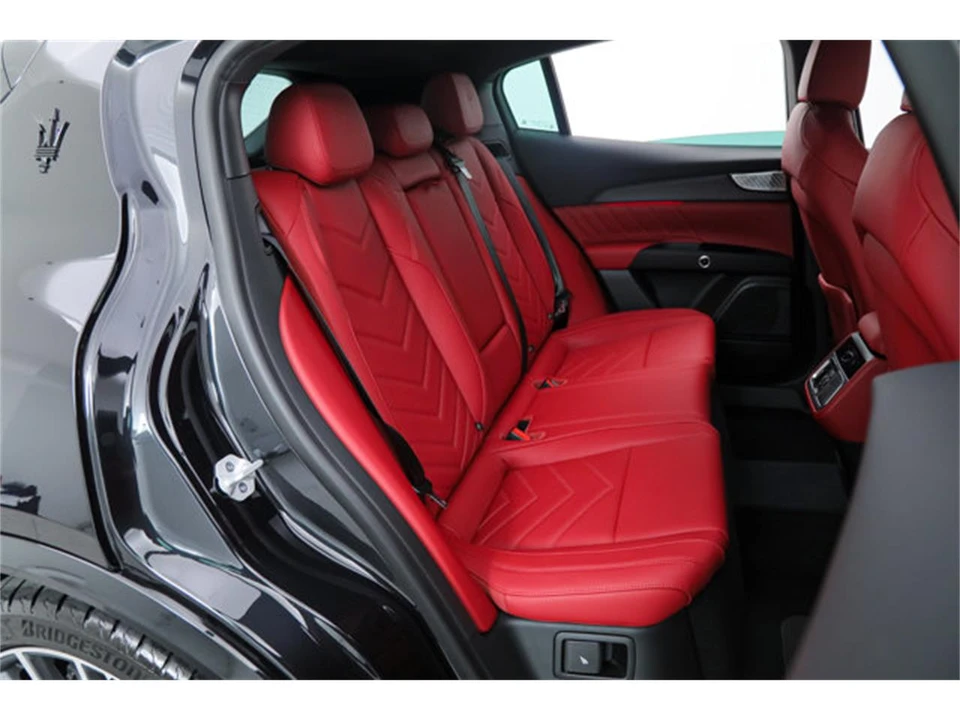 2026 Maserati Grecale - Image 15 of 21