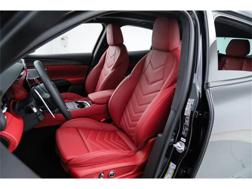 2026 Maserati Grecale - Image 18 of 21