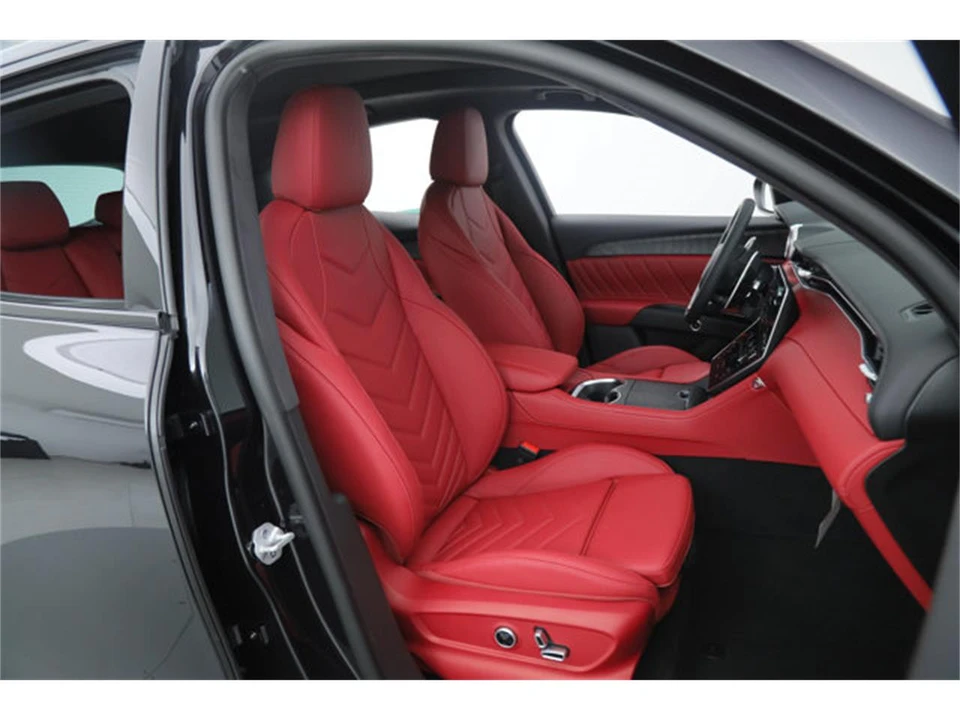 2026 Maserati Grecale - Image 13 of 21