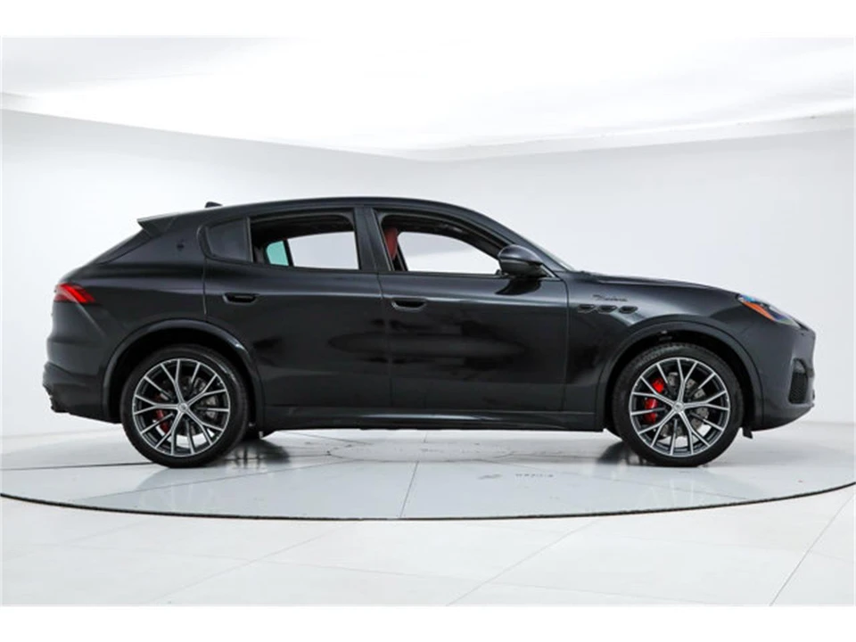 2026 Maserati Grecale - Image 6 of 21