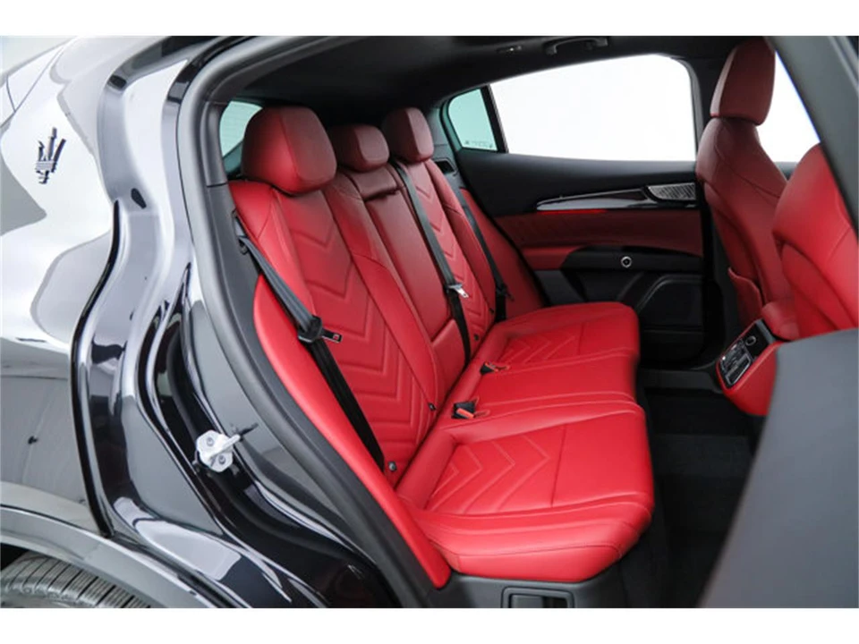 2026 Maserati Grecale - Image 13 of 21