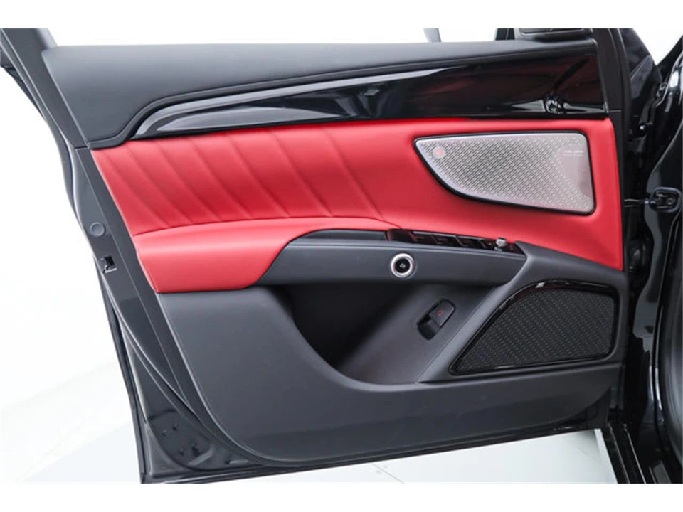 2026 Maserati Grecale - Image 14 of 21