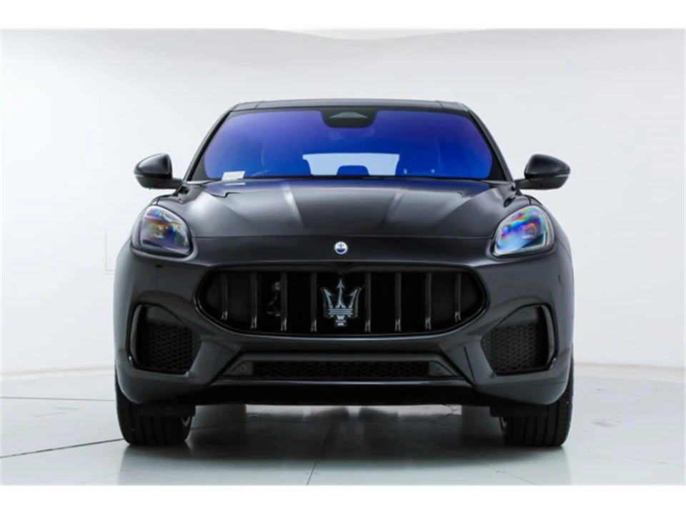 2026 Maserati Grecale - Image 8 of 23