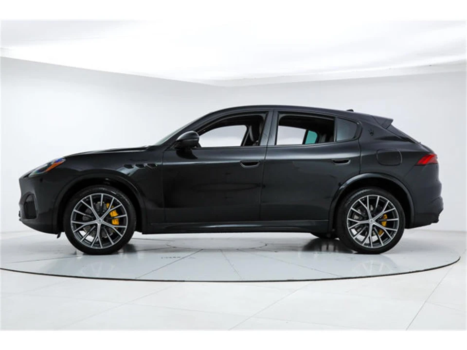 2026 Maserati Grecale - Image 2 of 23