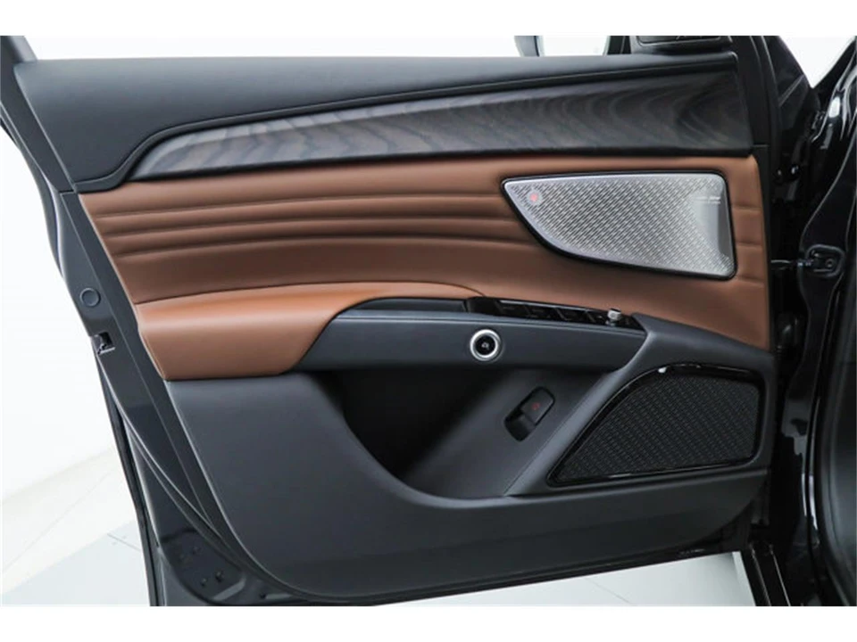 2026 Maserati Grecale - Image 15 of 23