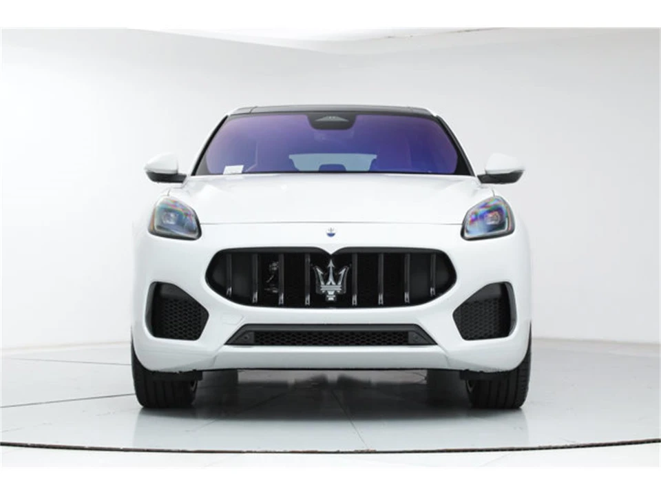 2026 Maserati Grecale - Image 8 of 21