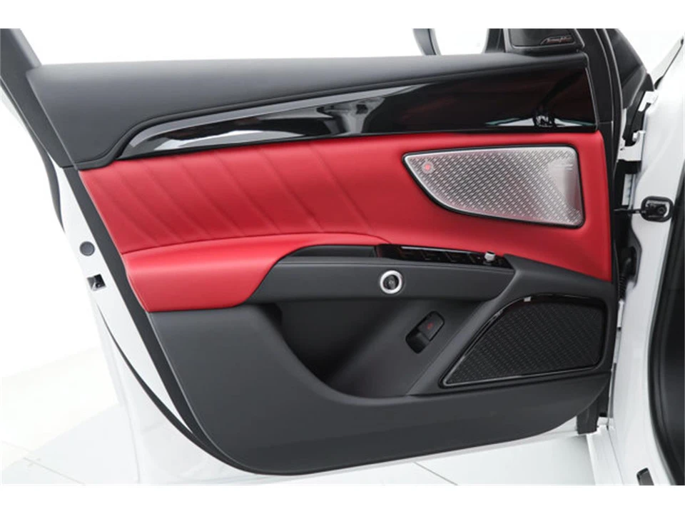 2026 Maserati Grecale - Image 16 of 21
