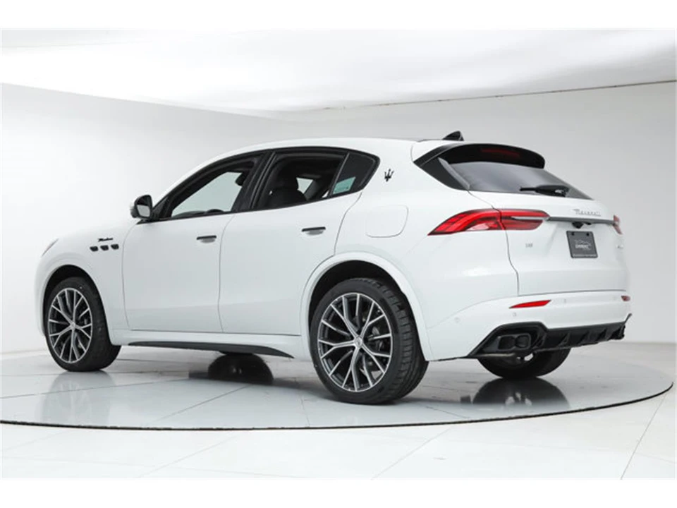 2026 Maserati Grecale - Image 3 of 20