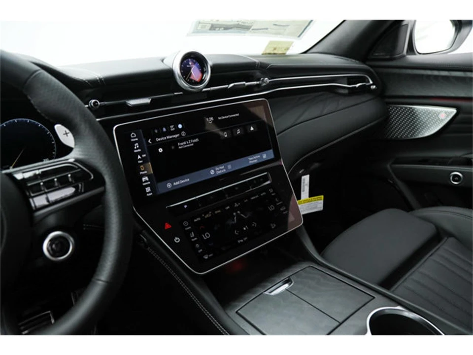 2026 Maserati Grecale - Image 18 of 20