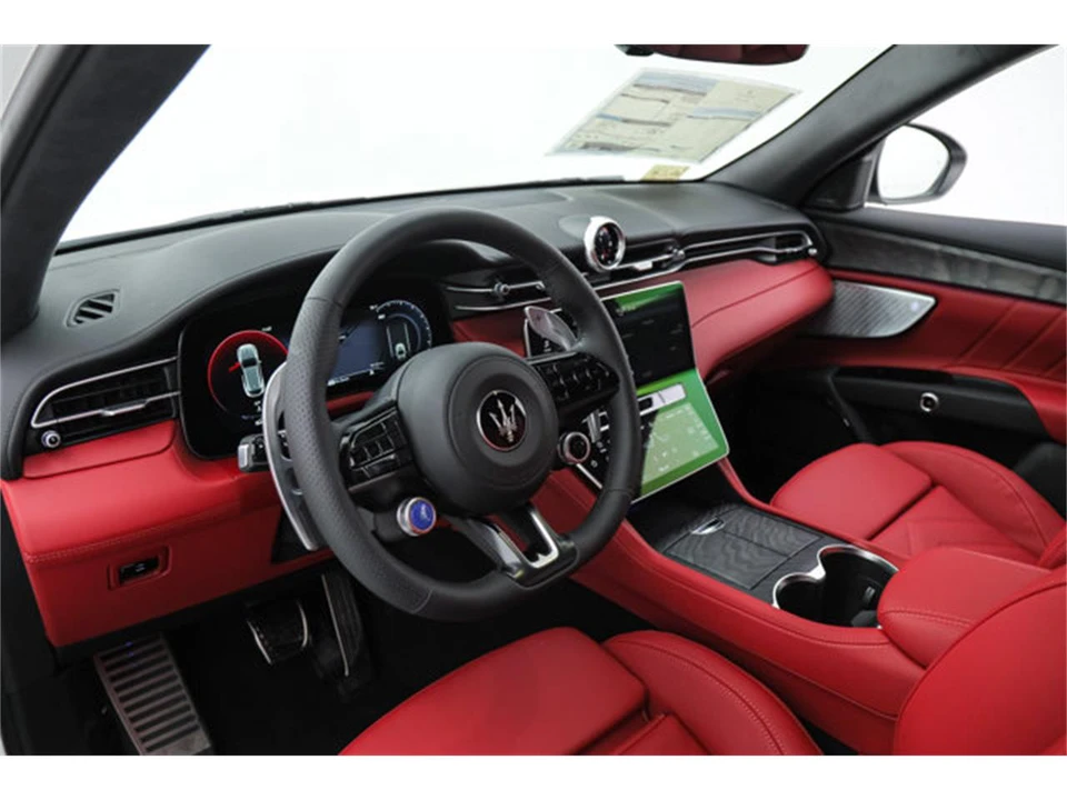 2026 Maserati Grecale - Image 15 of 20