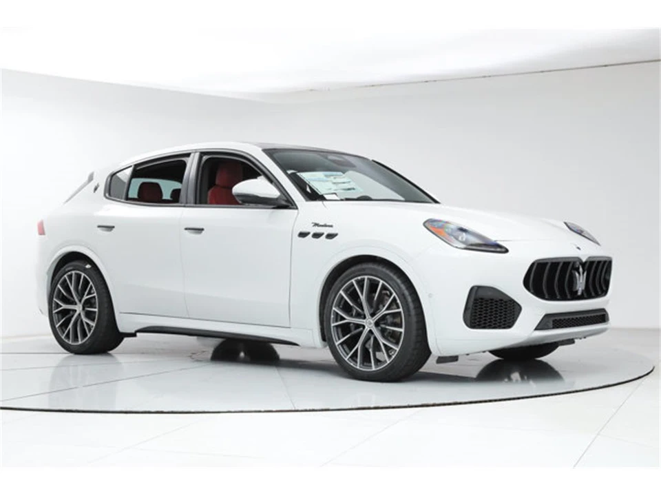 2026 Maserati Grecale - Image 7 of 20